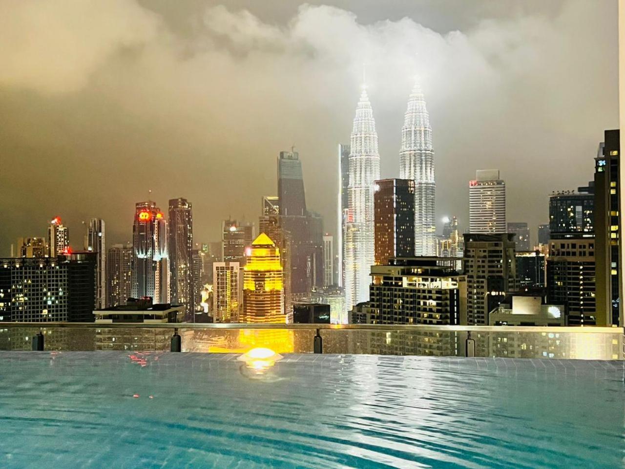 The Infinitum Kualalumpur Skypool Hotel 쿠알라룸푸르 외부 사진